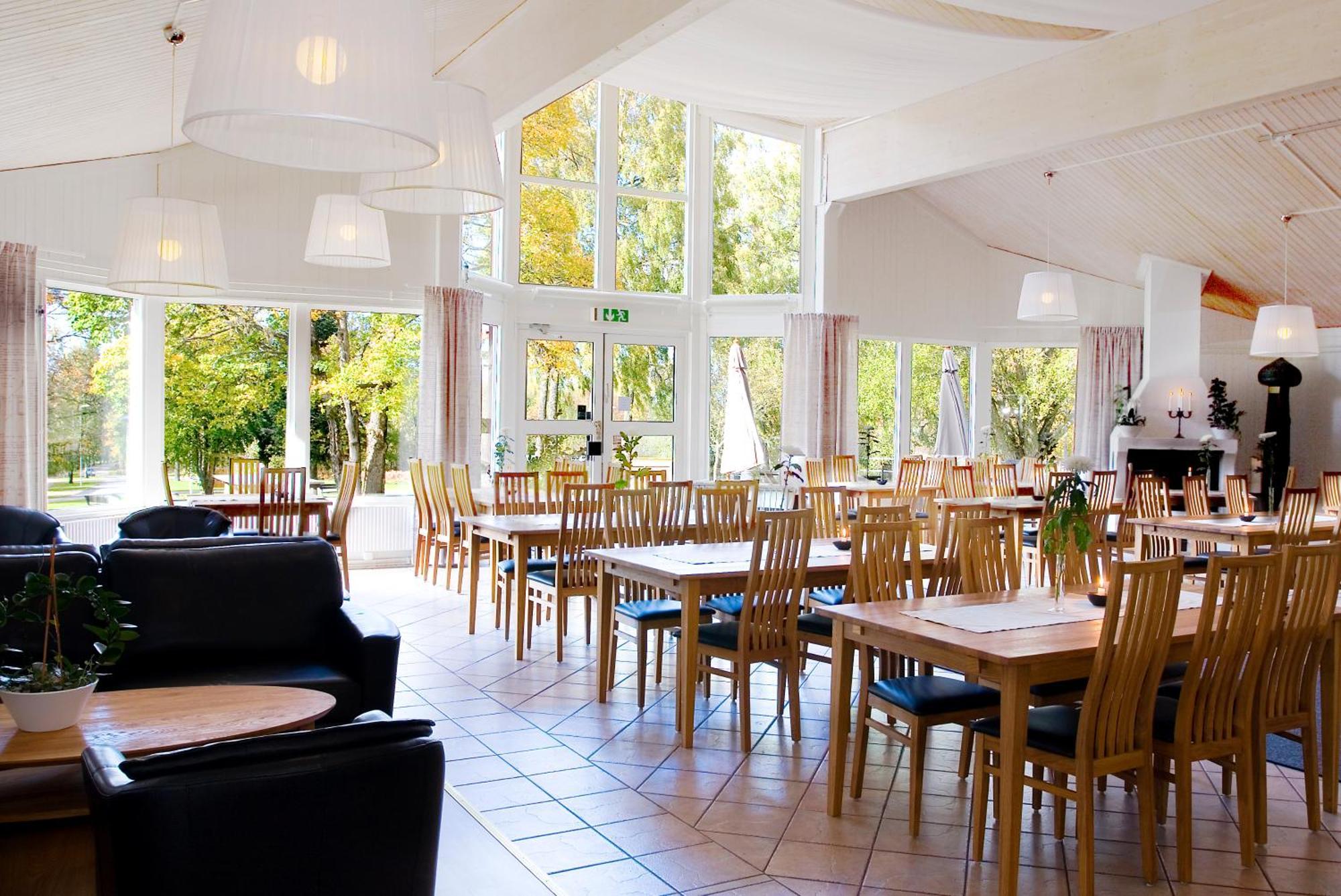 Hotell Lassalyckan Ulricehamn Exterior photo