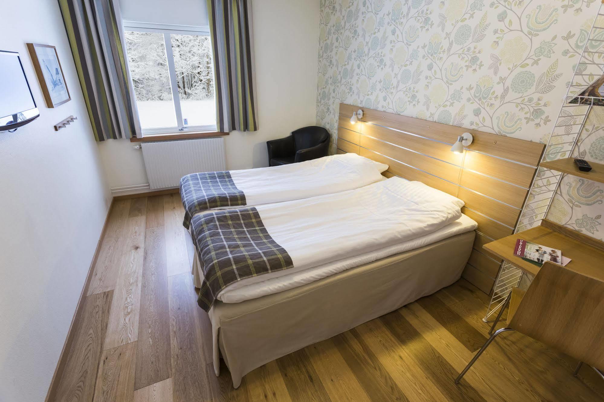 Hotell Lassalyckan Ulricehamn Exterior photo