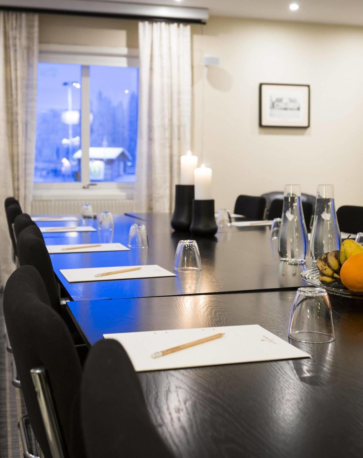 Hotell Lassalyckan Ulricehamn Exterior photo